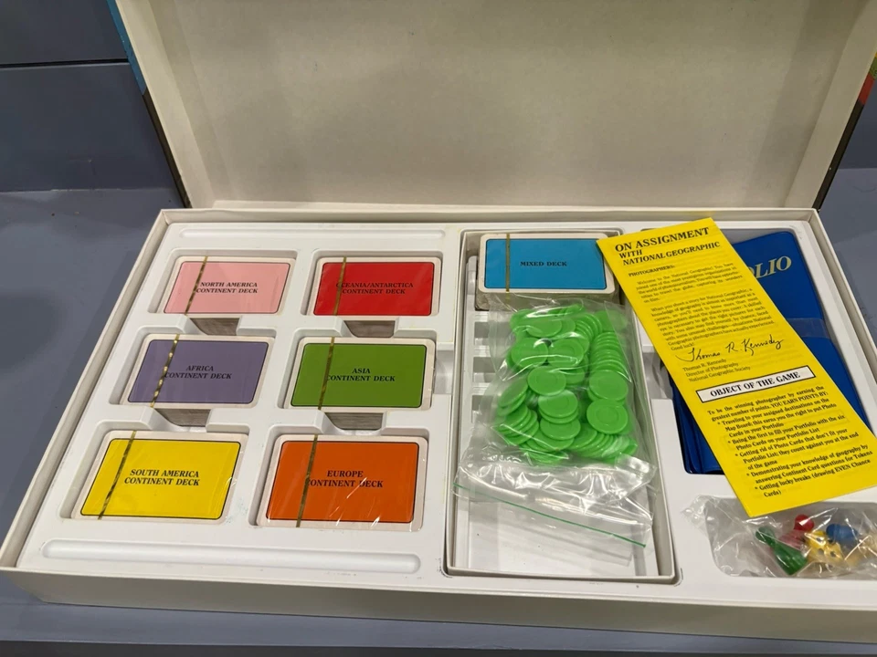 En asignación con juego de mesa National Geographic - Nueva caja abierta completa Foto 4 de 4