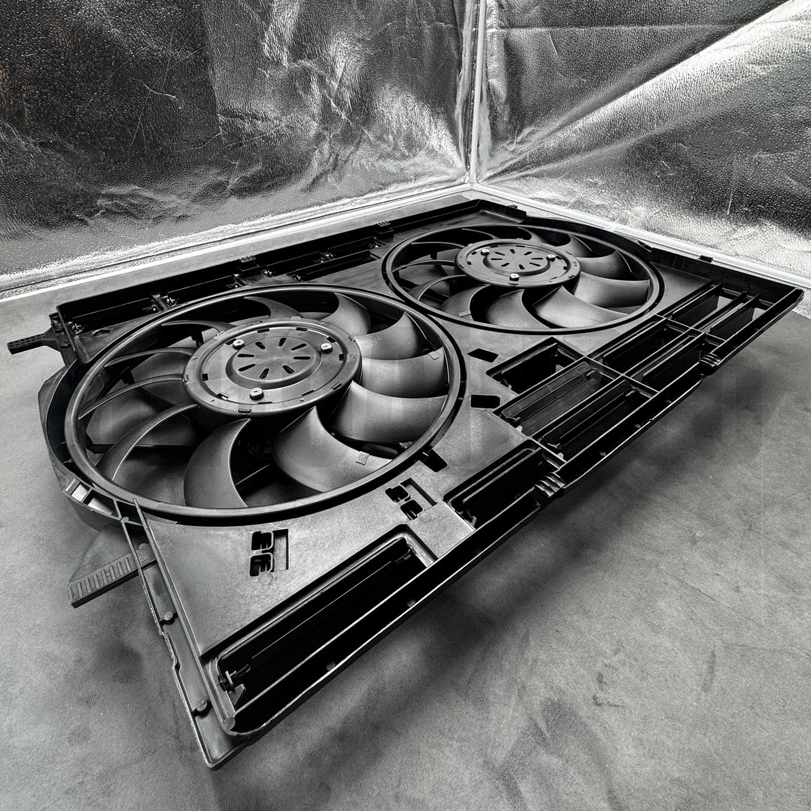 Bentley Bentayga 2017-2020 Fan assembly