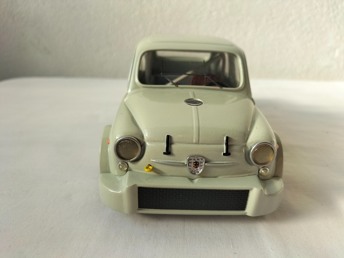 Costruisci 600 Abarth Radiocomandata Hachette, Fascicoli In Blister (manca Spugnetta N.4) - Foto 4