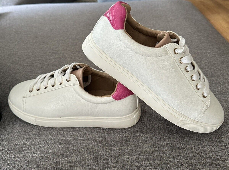 MIA Women’s Lace Up Shoes White with Pink Size 10 GS1400401SS/KATLYN