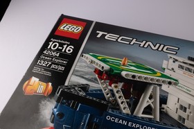 LEGO Technic - Ocean Explorer (42064) - Mostly Complete with Original Set Box