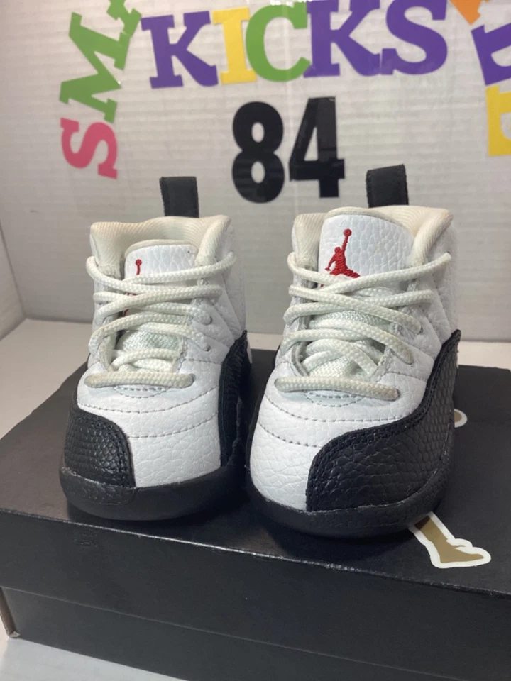 Nike Air Jordan 12 Retro Taxi Niño Pequeño Talla 4C Foto 3 de 4