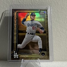 Topps 2025 Gilded Collection Chan Ho Park #14 Serial Numbered 85/99 Dodgers