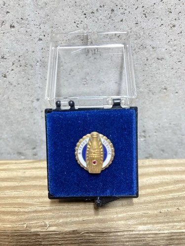 Vintage Coca Cola 10k Gold & Enamel 5 Year Service Pin Red Ruby Dieges Cust