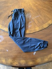 Lululemon Women's On The Fly Pant 28" Black First Release Size 2 Pre-Owned