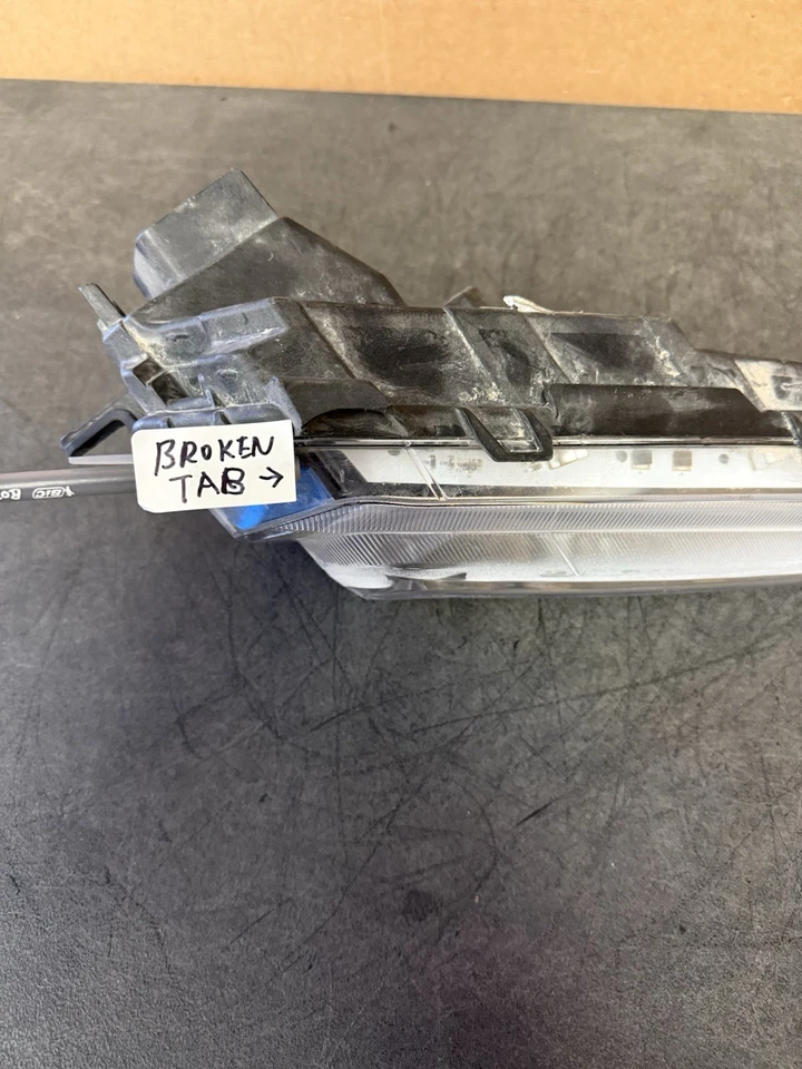 Chevrolet Malibu 2016 2017 2018 Tyc LED DRL luz antiniebla derecha #S15 Foto 3 de 4