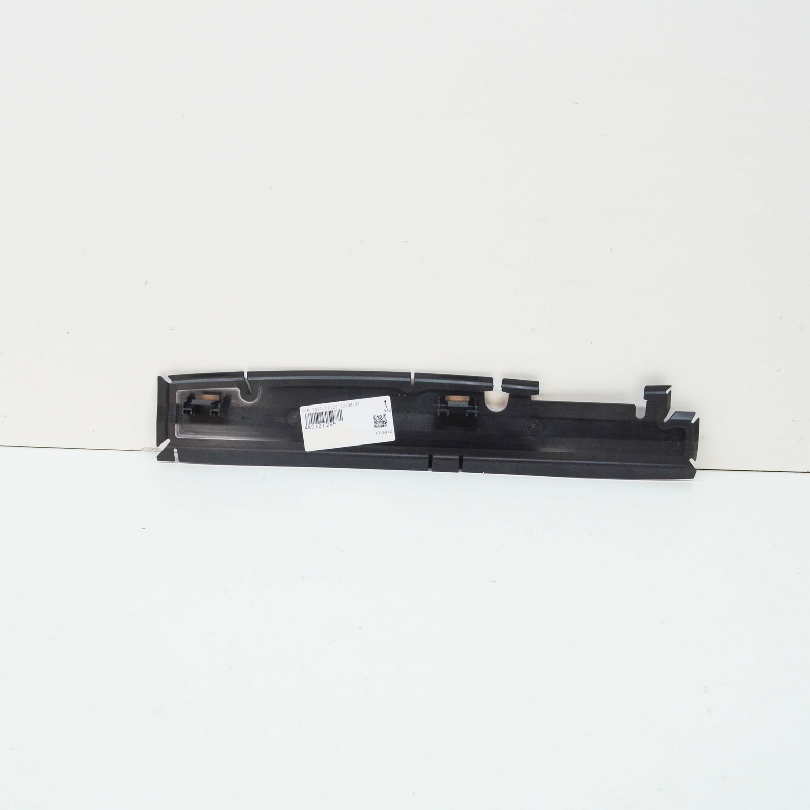 NEW AUDI A7 SPORTBACK 4K8 RADIATOR FAN UPPER AIR GUIDE 4K0121285 ORIGINAL