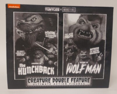 Universal Monsters TMNT Leonardo As Hunchback & Rephael As The Wolfman Figures