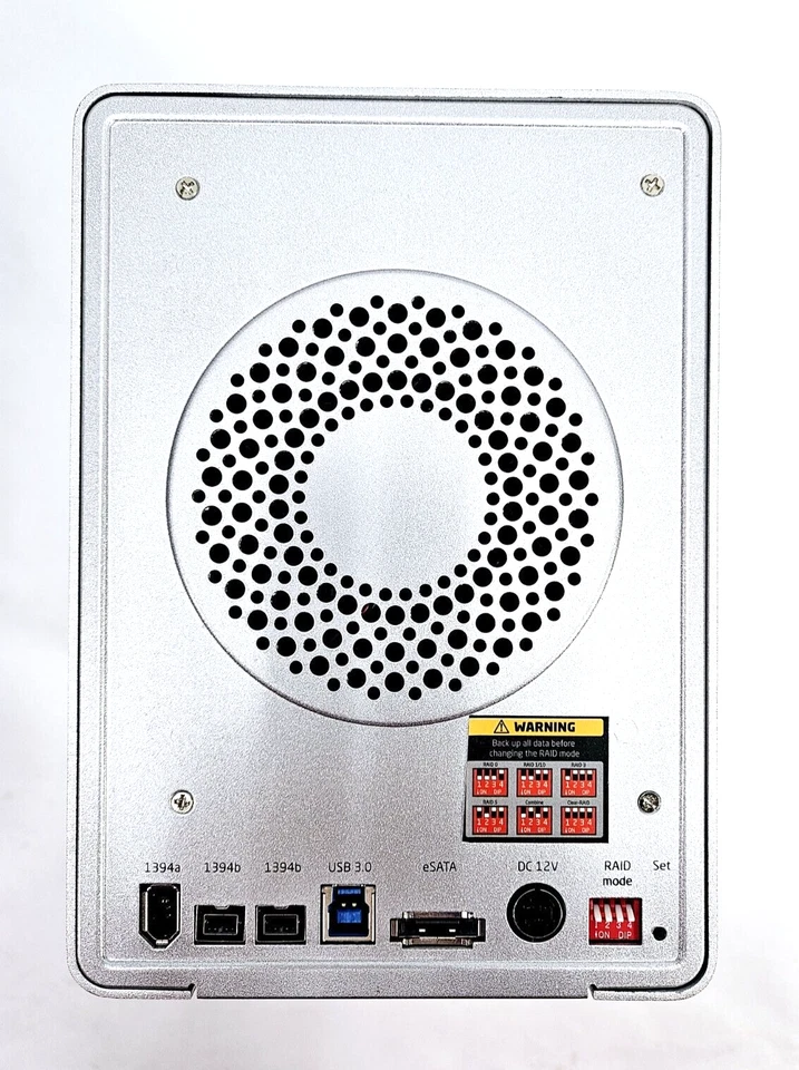 Xcellon DRD-401 Four-Bay System for 3.5" SATA Hard Disk Drives - Image 2 of 4