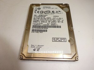250 GB SATA NOTEBOOK FESTPLATTE HITACHI HTE545025B9A300 2,5 ZOLL 5400RPM #NFP32