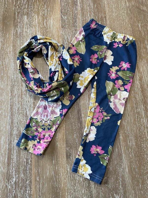 girls boutique navy floral pants and scarf size small