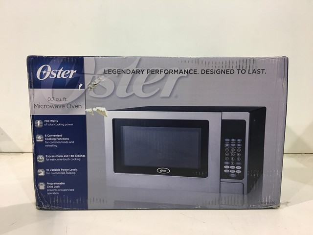 Oster Ogcmzd07s2b 07 Countertop Microwave 0 7 Cu Ft 700 Watt New