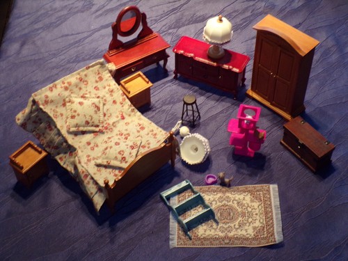 Puppenhaus mit Möbel - Bild 5 von 9