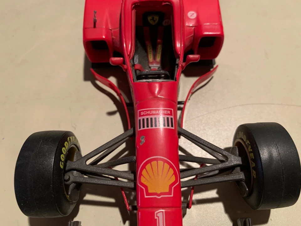Ferrari F310 1996 Shumacher Collezione Maisto Shell Originale 1/20 - Immagine 2 di 4