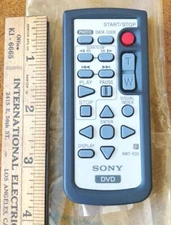 NEW -- SONY RMT-835 remote Control  Commander for FDR-AX100 FDRA×100/B HDR-TD10