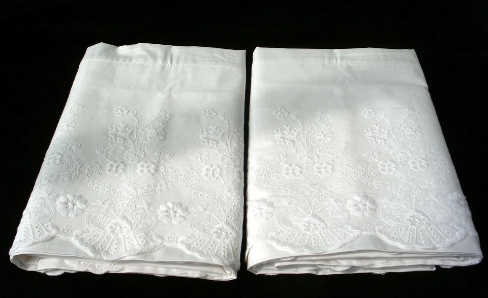 Nuevo par de fundas de almohada de encaje bordadas blancas de algodón falso satén King M44# Foto 3 de 4