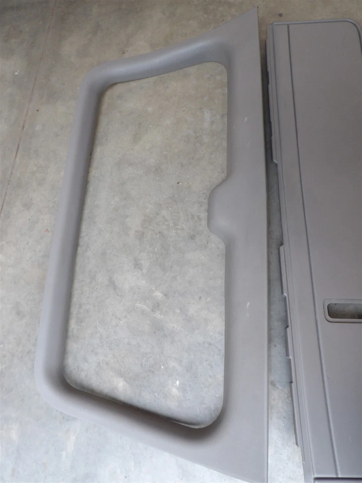 Juego de molduras interiores inferiores superiores puerta levadiza Chevy Tahoe Suburban 922 código 2000-2006 Foto 3 de 4