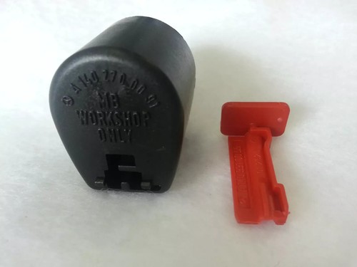 Genuine Mercedes & Sprinter Automatic Transmission Filler Cap & Lock Clip Kit - Picture 2 of 7