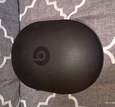 Beats by Dr. Dre Black Hard Headphone Carrying Case for Beats by Dr. Dre
