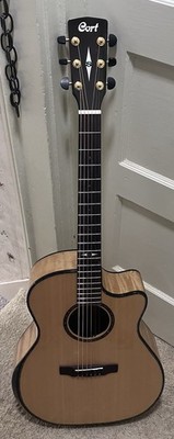 Cort GA-MY Bevel Grand Regal Acoustic/Electric Guitar Natural with Hard Case