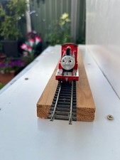 DCC FITTED Bachmann Thomas & Friends - James The Red Engine With Moving Eyes