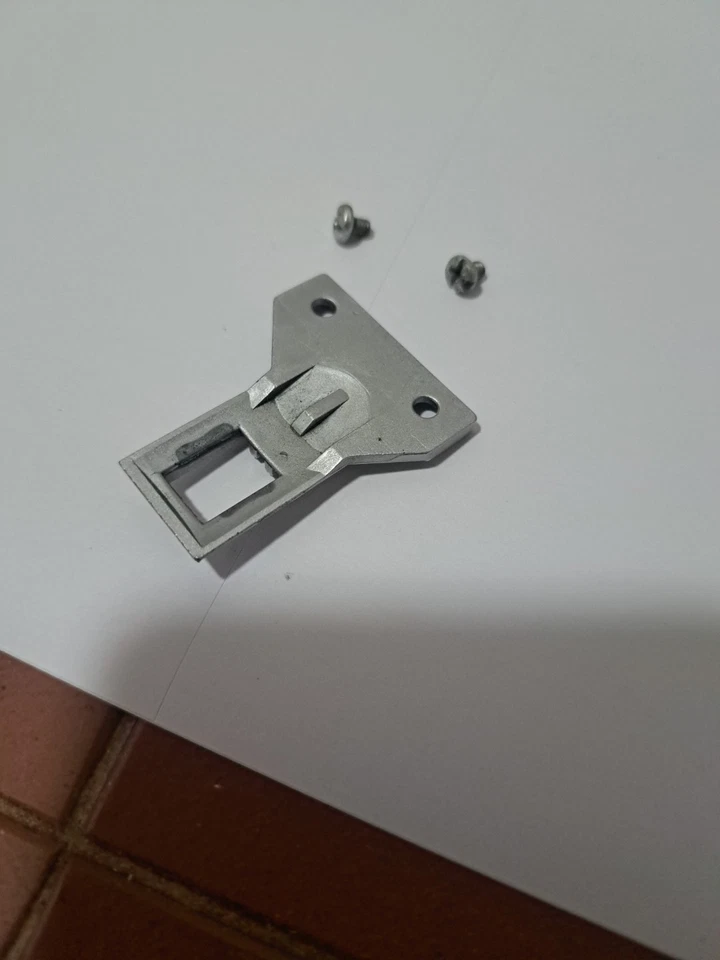 Vtg Feed Dog For Brother Sewing Machine XL-2010 Replacement Part - Image 3 of 3