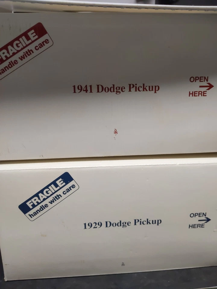 Dodge Pickup 1929 e 1941, Danbury em perfeito estado com caixas originais - Imagem 2 de 4
