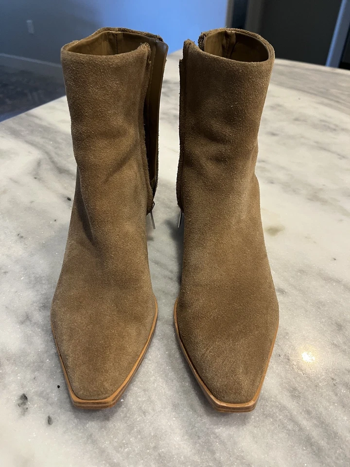 Botas Marc Fisher camurça com zíper marrom bronzeado - Tamanho 7 - Imagem 3 de 4