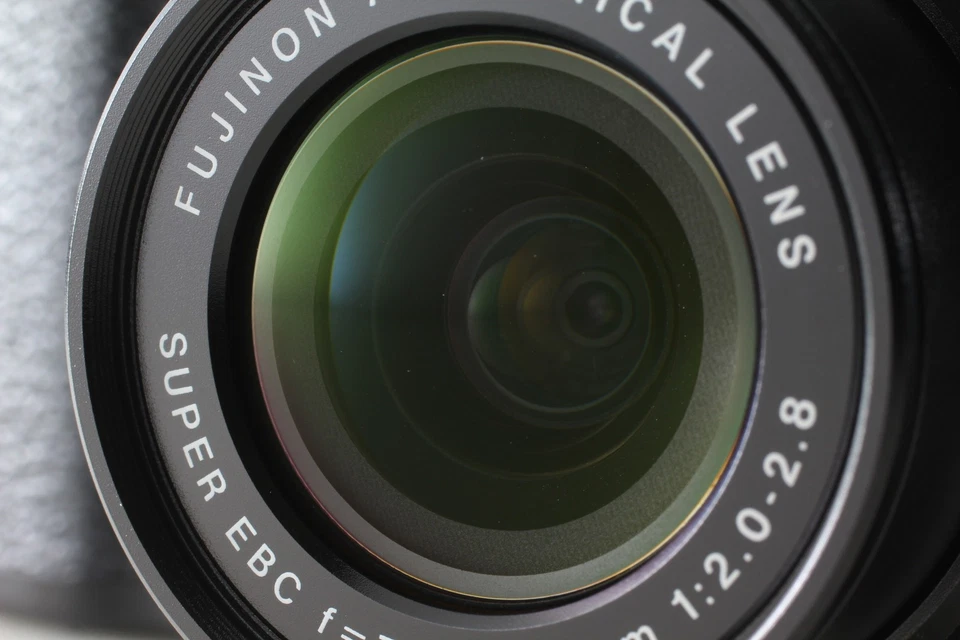 [Near MINT] Fujifilm X Series X10 12.0MP Digital Camera Black From JAPAN - Image 3 of 4