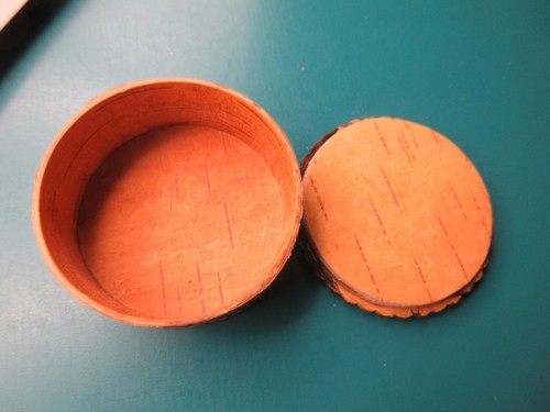2" Russian BIRCH BARK Jewelry Trinket Pill Box BEAR IN FOREST Art Wood Authentic - 第 5/7 張圖片