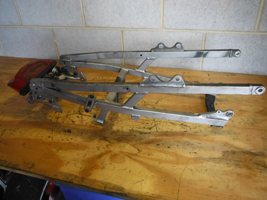 96-03 KAWASAKI ZX7 ZX750 ZX 750 R NINJA SUBFRAME SUB FRAME TAIL