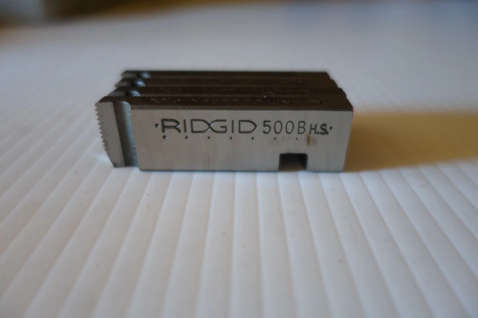 Genuine RIDGID 48605 1/4"-20 UNC RH High Speed Steel 500B Bolt Die Set - Image 3 of 3