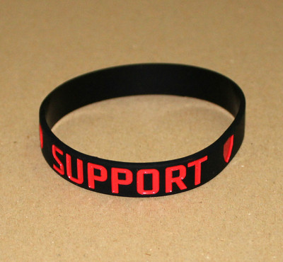 Evolve promo Armband Wristband  Gamescom 2014  SUPPORT