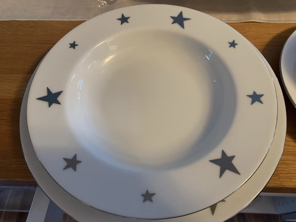 Geschirrset - Porzellan von Ikea, 63 - teilig - Bild 3 von 4