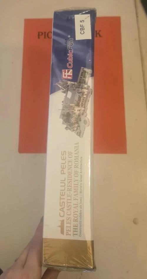 CubicFun MC164h The Royal Family of Romania 179 Pieces - Image 2 of 3