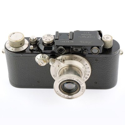 Leica III converted from Ia Black Paint w. Elmar 3.5/50mm 11 o´clock