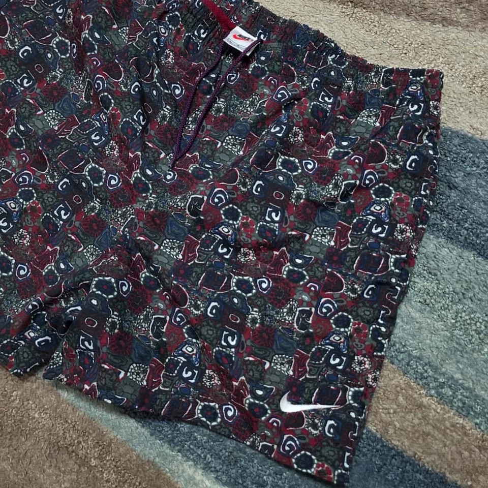Vintage Nike Swim Trunks Shorts 90s Abstract Geometric Print Red Blue White L - Image 3 of 4