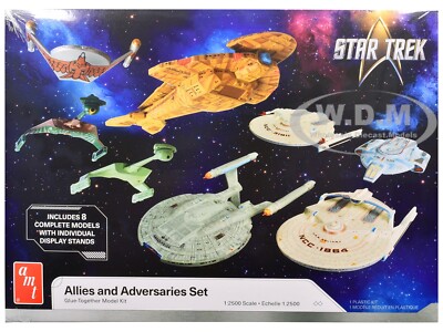 SKILL 2 MODEL KIT ALLIES & ADVERSARIES SET ''STAR TREK'' 1/2500 BY AMT AMT1443