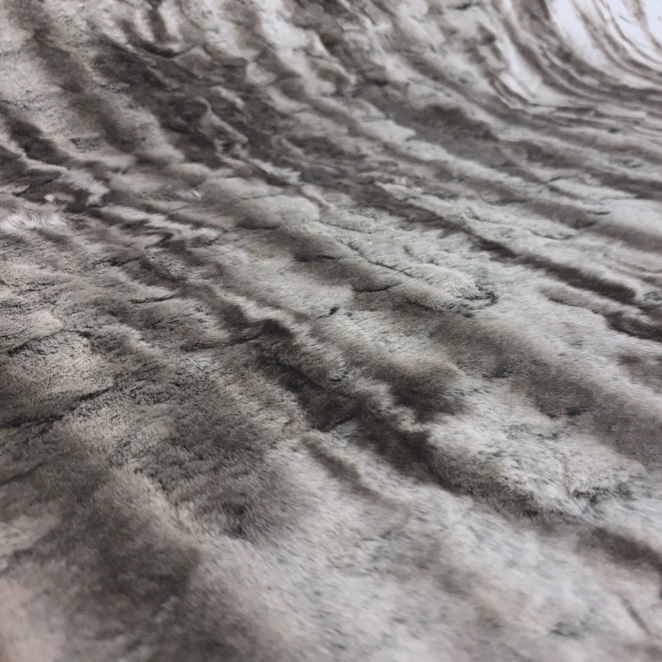 Webpelz Kurzhaar Kunstfell Stoff Deko Graubeige Dunkelbraun weiches Fell Imitat - Bild 3 von 4
