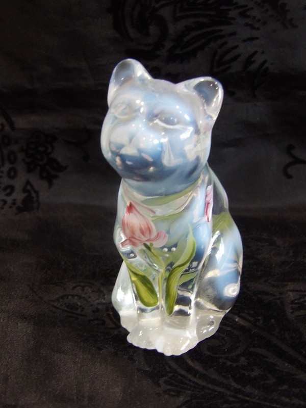 Hand Painted FENTON French Opalescent Curious Cat Figurine~95th Anniversary