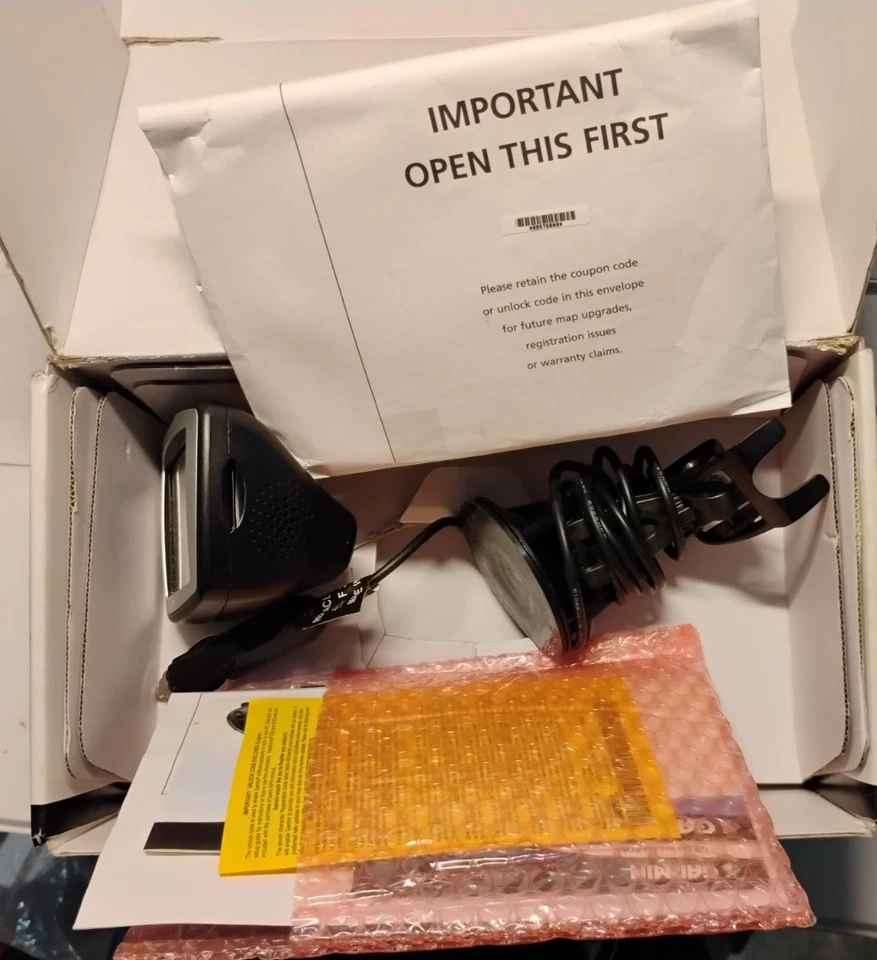 NEW.COLLECTABLE.VINTAGE.EXCLUSIVE.Garmin StreetPilot c330 GPS Street Pilot.DEAL - Image 3 of 4