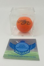 LeBron James Signed Golf Ball With COA (3100203)  (Cavaliers, Lakers)