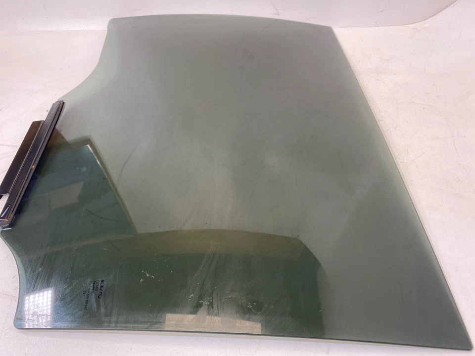 Se adapta a Subaru Legacy Outback 2020-2025 puerta trasera izquierda ventana de vidrio OEM Foto 3 de 4