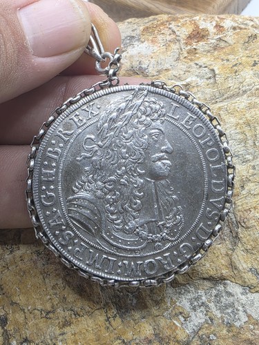 1682 Austria Leopold I Hogmouth Taler/Thaler Tyrol Mounted Jewelry  - Picture 5 of 6