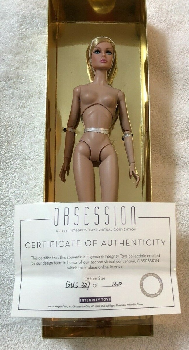 Obsession Convention Glamorous Poppy Parker Doll & Pink Vamp