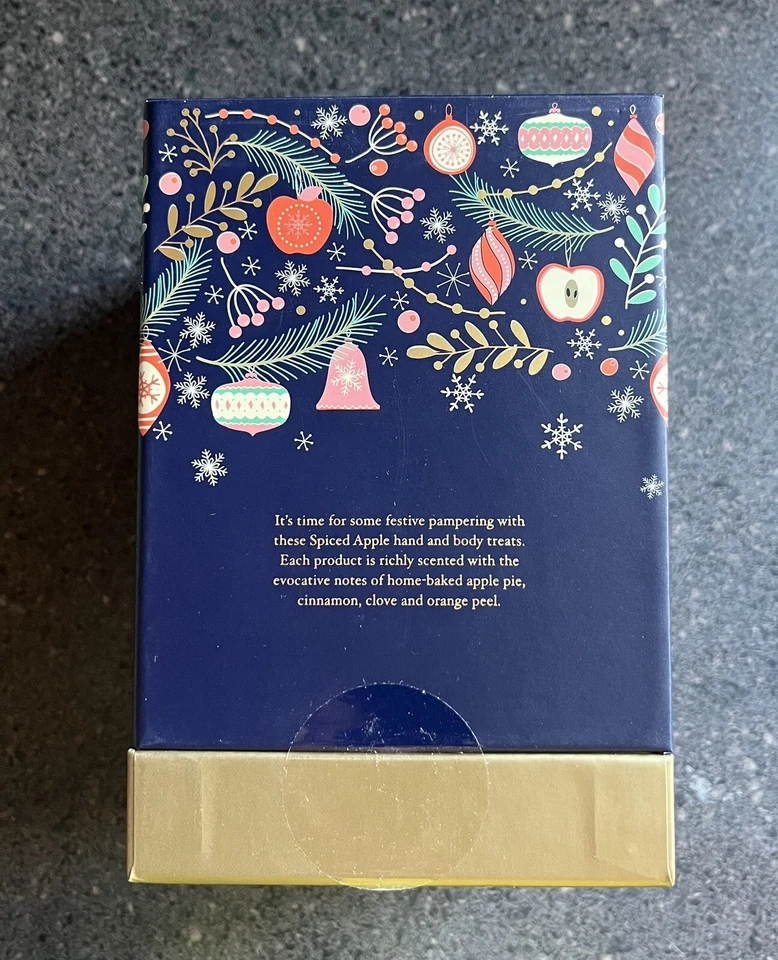 The Scottish Fine Soaps Co. SPICED MANPLE Set de Regalo Exfoliante Corporal Mantequilla Crema Jabón Foto 2 de 4