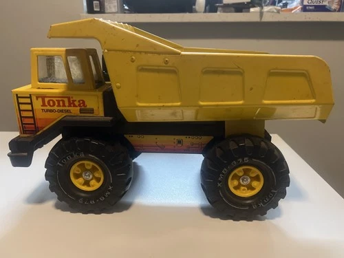 VTG 1980s Tonka Turbo Diesel Dump Truck XMB-975 Yellow Pressed Steel USA