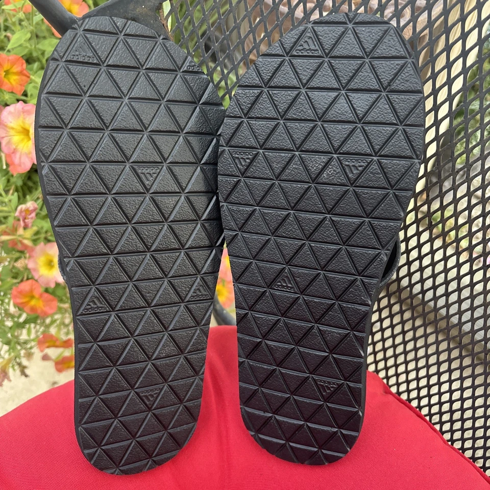 Adidas EEZAY Chanclas Toboganes Para Hombres Talla 7 Negro Zapatillas Sandalias Unisex Gimnasio EG2042 Foto 4 de 4