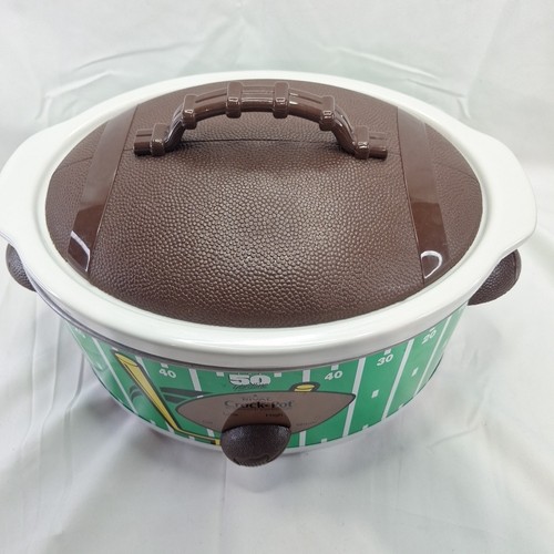 Vtg Crock Pot Football Game Day Slow Cooker 3.5 Qt Tested Works Great Clean - Picture 2 of 8