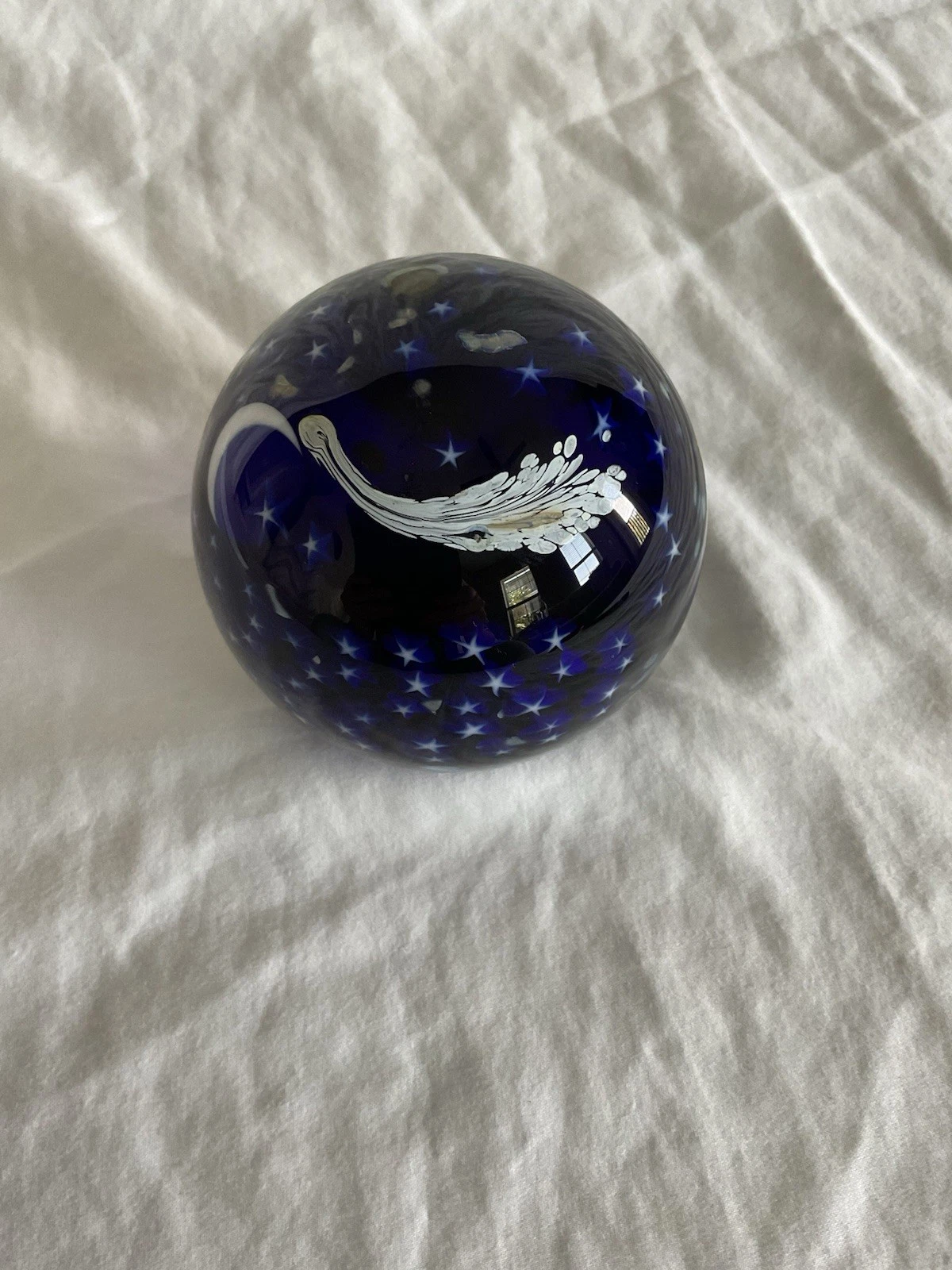 Steven Lundberg Art Glass Paperweight – Celestial Stars & Comet – Cobalt Blue